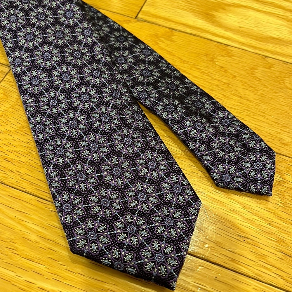 NWT Joseph Abboud Purple Floral Medallion Silk Tie